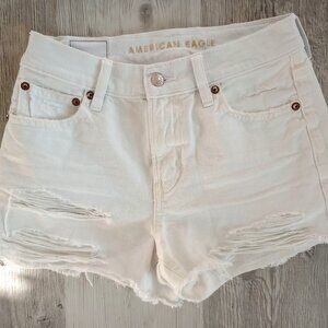 AE77 White Distressed Denim Shorts - Size 00